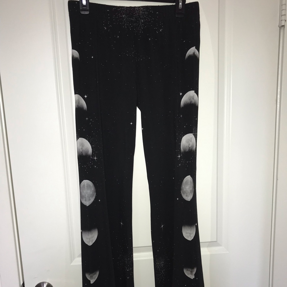 Flare moon phases stretchy pant